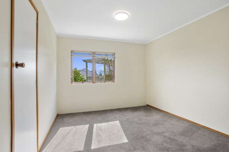 8 De Castro Street Paeroa_9