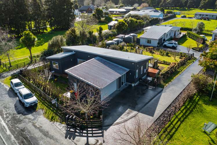 962 Kahikatea Flat Road Waitoki_15