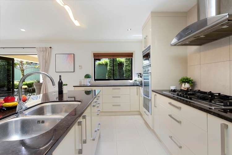 3 Tranquility Rise Mellons Bay_9