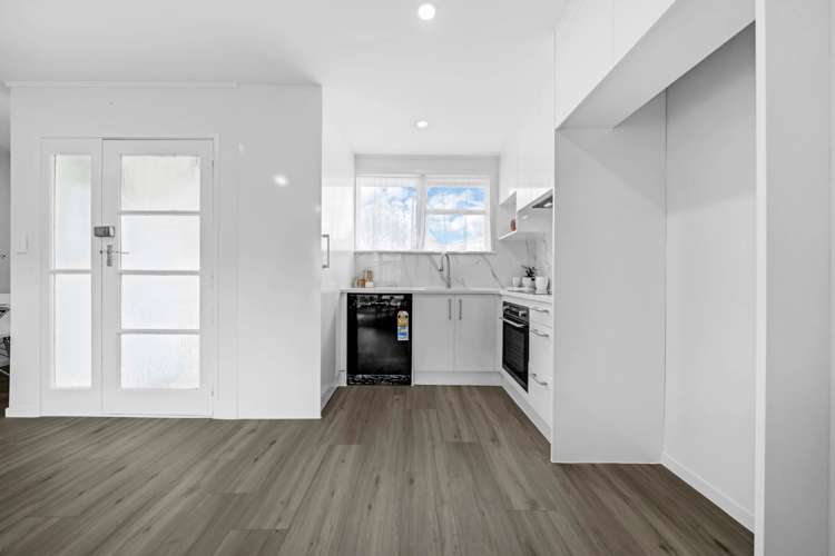 69 Alexander Crescent Otara_5