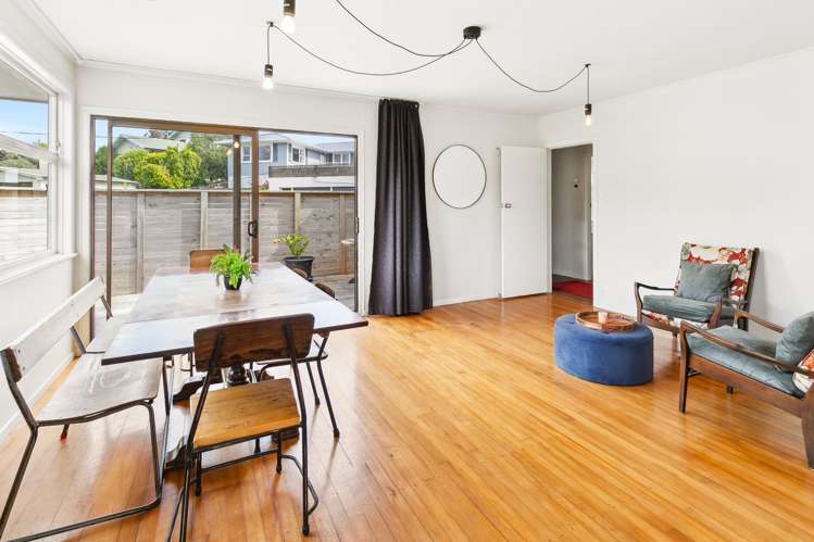 36 Lynda Avenue Paparangi_8