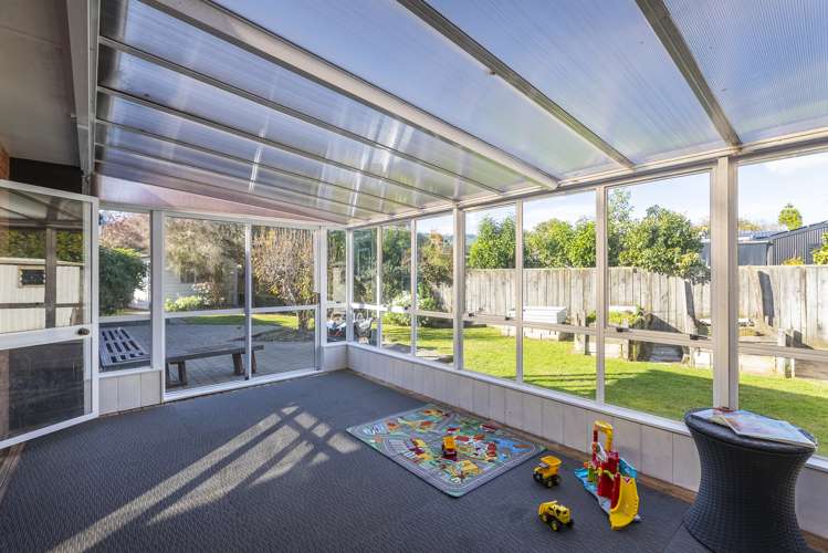 16 Rosebank Grove Waikanae_11