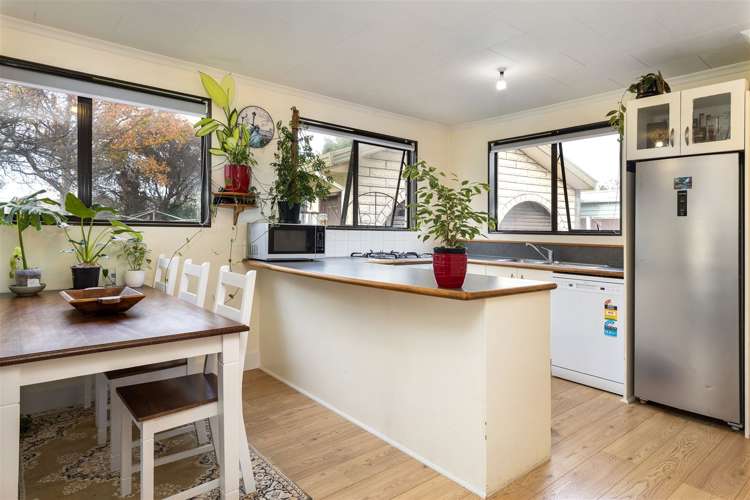 8 Rothwell Place Springlands_5