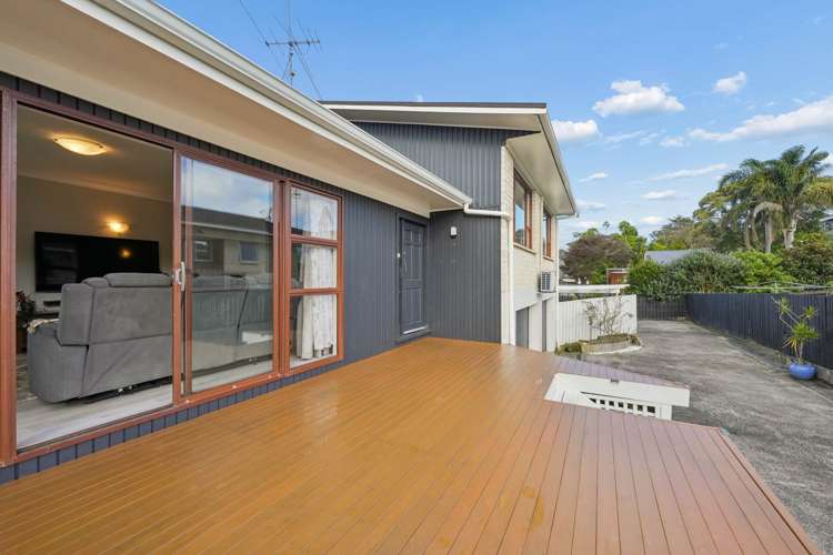 39 Nui Mana Place Te Atatu South_24