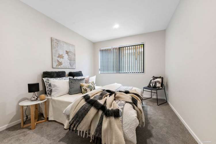 8b Nandana Drive Glen Eden_12