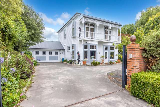 Expansive Cambridge landmark