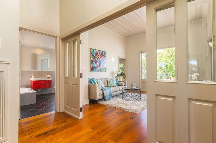 24 Queens Parade Devonport_16