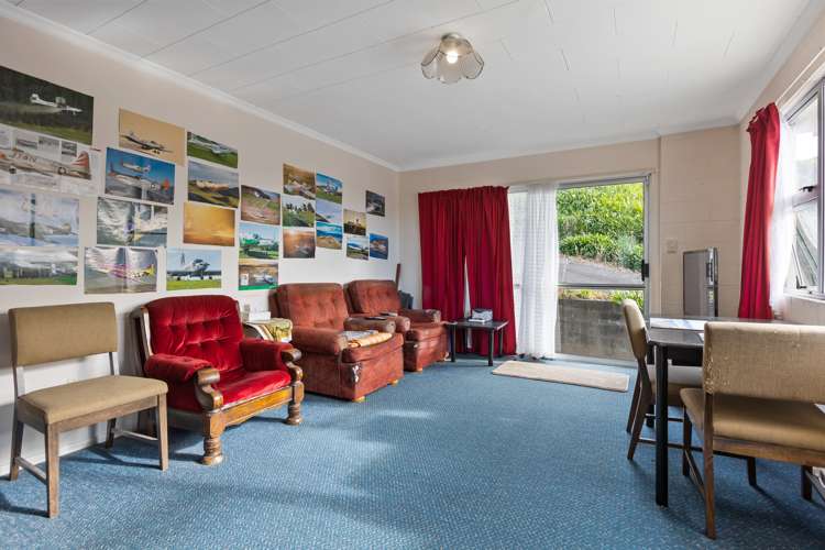 7 Fairview Place Westown_20