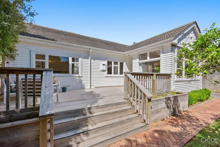 232 Fergusson Drive Heretaunga_13