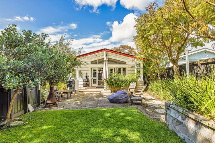 52 Kiwi Road Point Chevalier_14