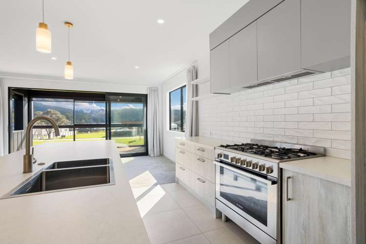 18 Pinnacles Lane Pauanui_18