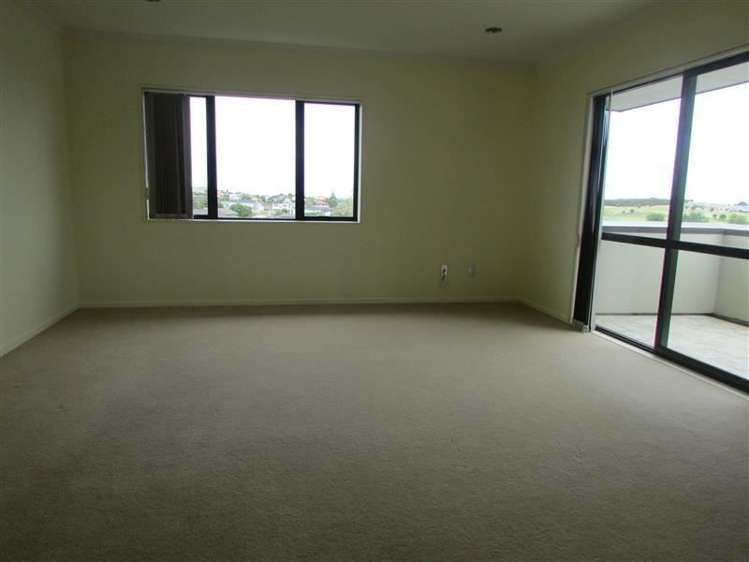 101 Alec Craig Way Gulf Harbour_6