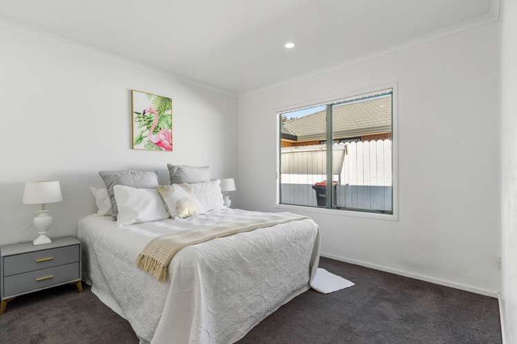 8 Anton Place Takanini_11