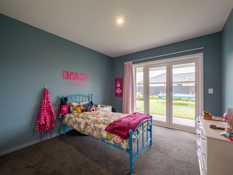 576 Birchs Road Lincoln_14