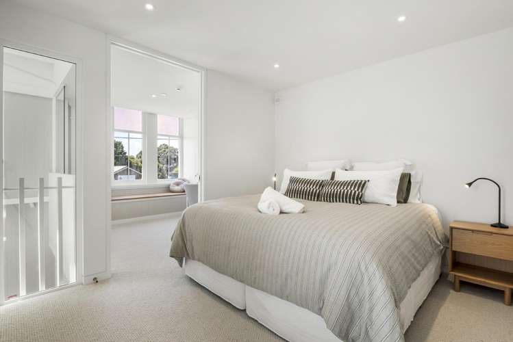 2/16 View Road Mt Eden_13