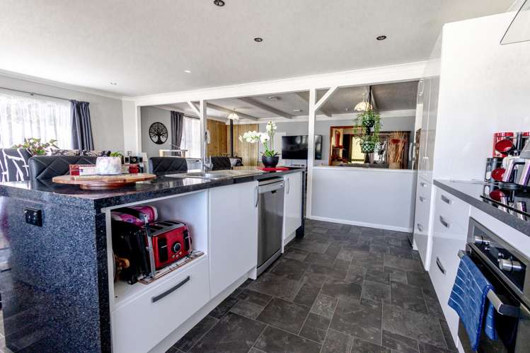 54 Firth Street Cobden_5