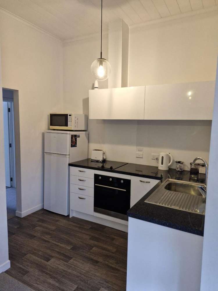 2/360 Devon Street East_0