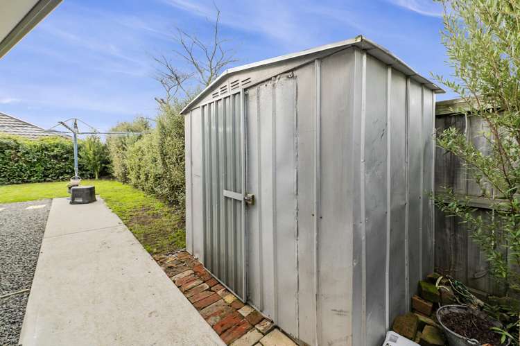 244 Southfield Drive Lincoln_32