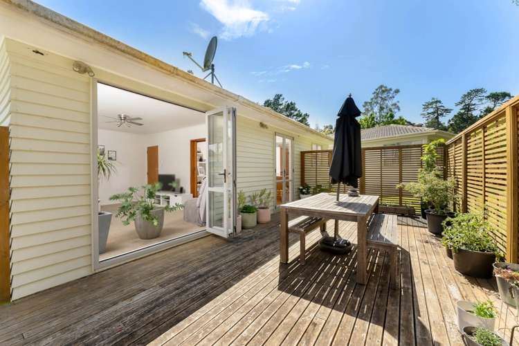 46 Castleton Street Birkdale_10