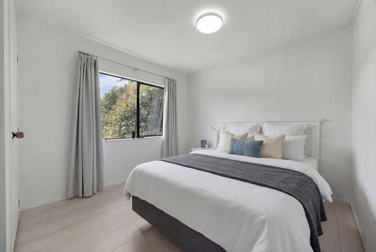 49 Gosford Drive Botany Downs_7