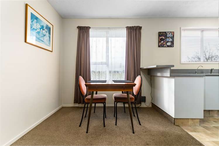 2/62 Moffett Street Islington_7