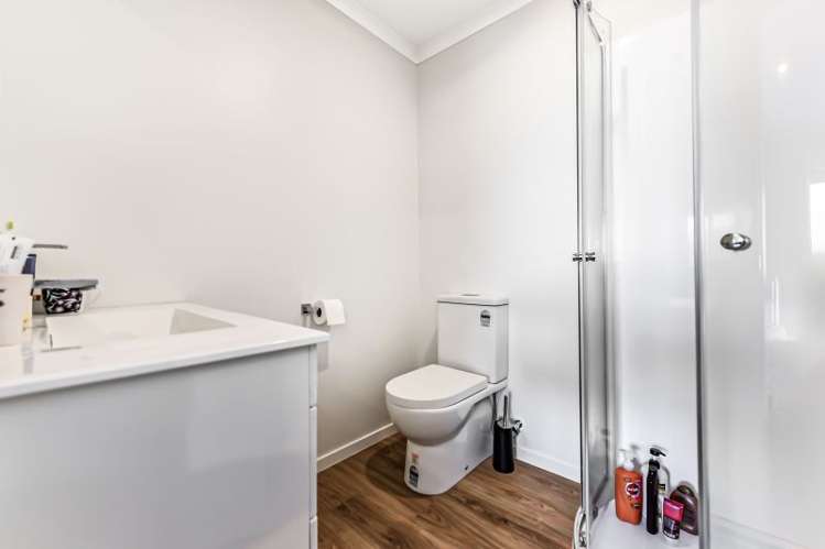 2/90 Carrington Avenue Silverdale_13