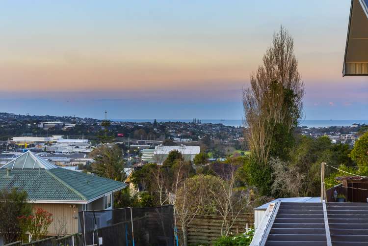 148 Coronation Road Hillcrest_13