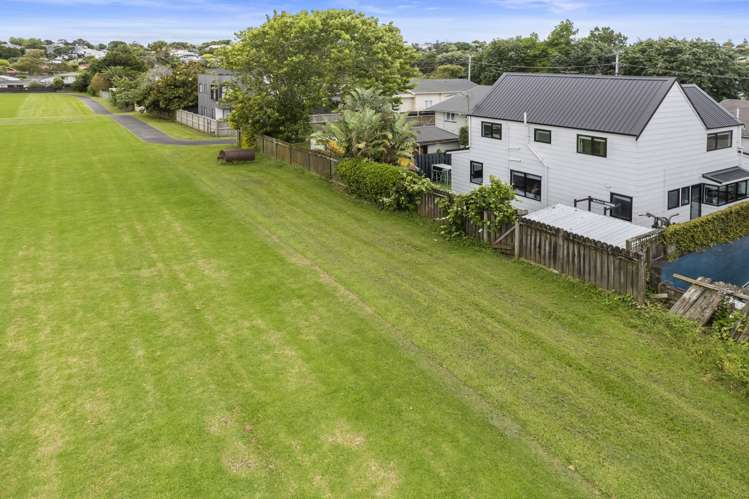 1/81 Abbotts Way Remuera_16