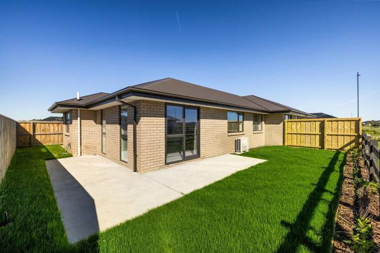 B/37 Jean Batten Lane 11103_9