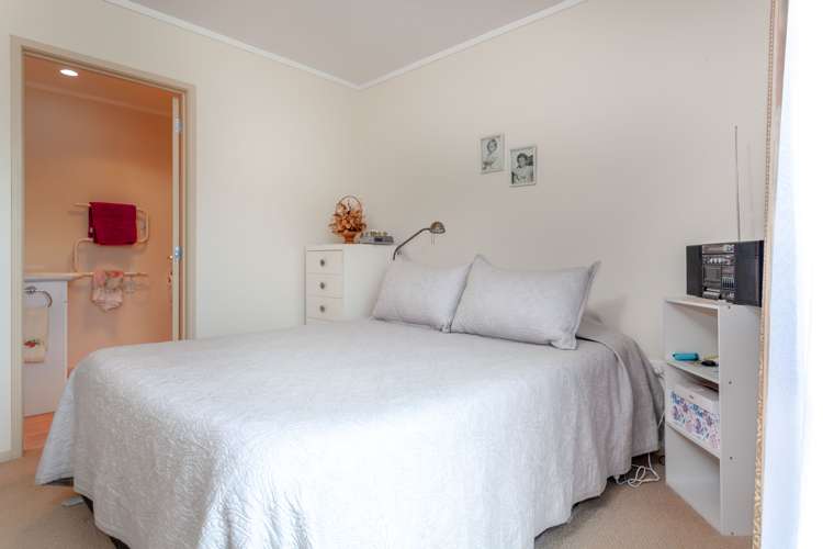 214 Rolleston Street Thames_8