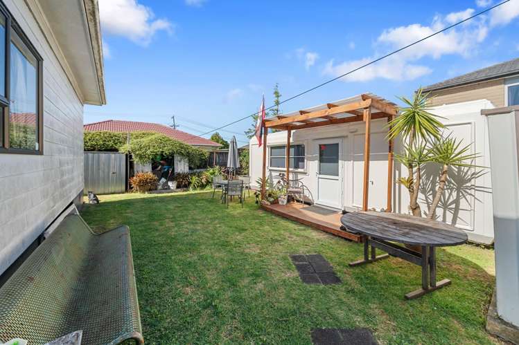 57 Kautami Avenue Papatoetoe_15