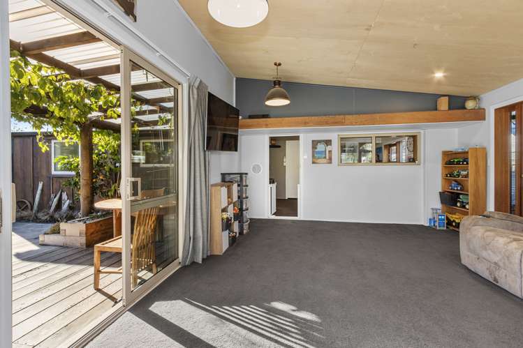 27 Pembertons Road Sefton_24