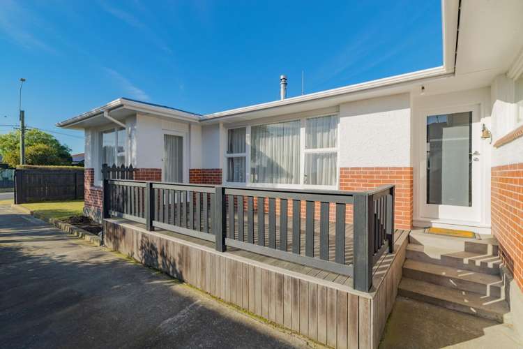 25 Lake Terrace Road Burwood_3