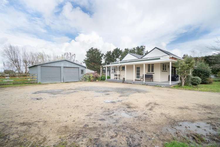 102 Stewart Road Feilding_13