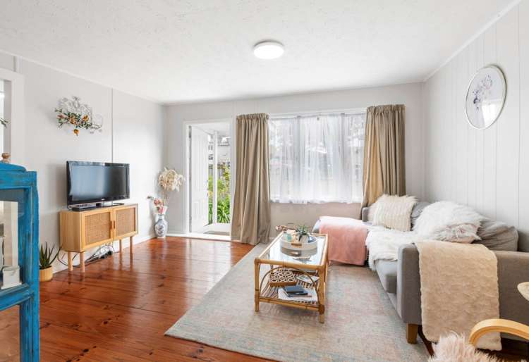 25 Penton Road Stanmore Bay_15