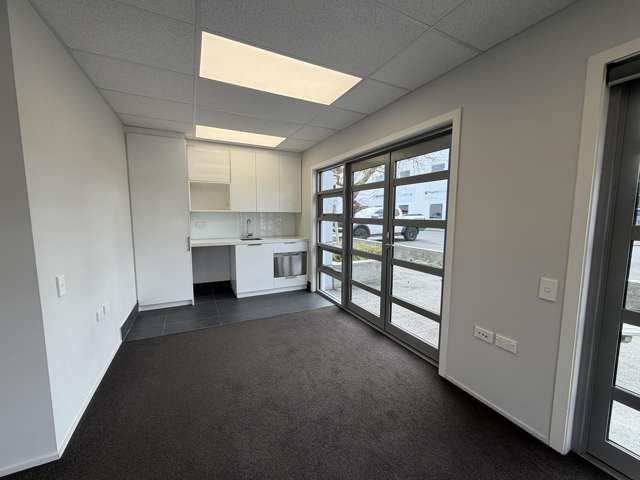8/15 Sir Gil Simpson Drive Burnside_3