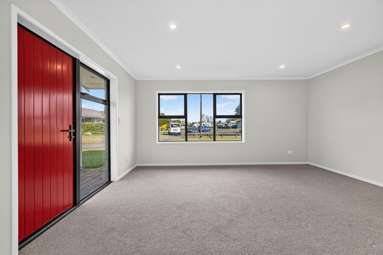 2/12 Buchanan Street_4