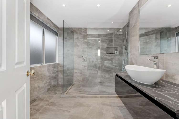 13 Alf Place Somerville_18