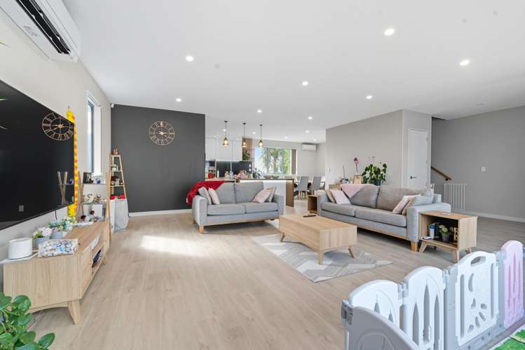 32B Tirimoana Road Te Atatu South_2