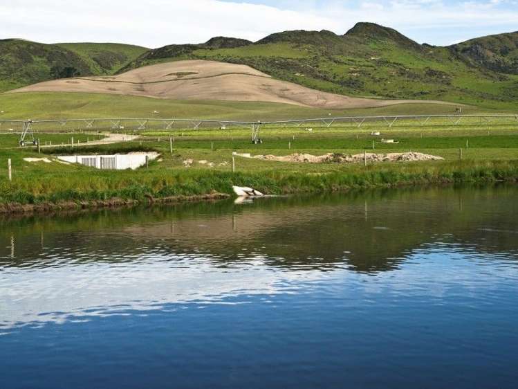 587 Eastern Road North Otago Surrounds_4