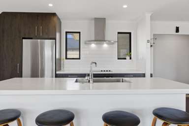 31 Honeyfield Drive_1