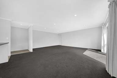 3 Rees Way_2