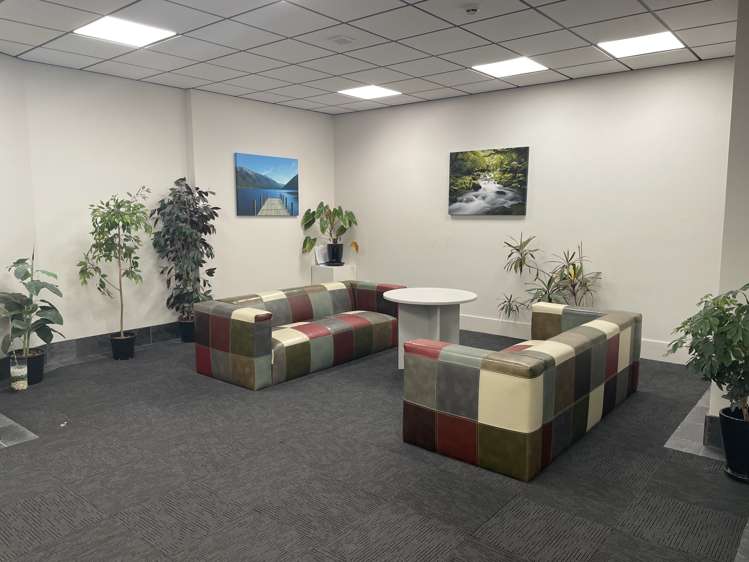 Level 1 241 Hardy Street City Centre_14