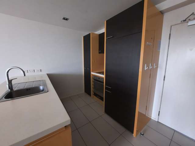 401 New North Road 1703_3