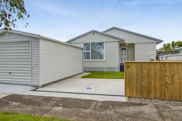 PERFECTLY MOVE IN READY - Open Home Sat 12-12.30pm