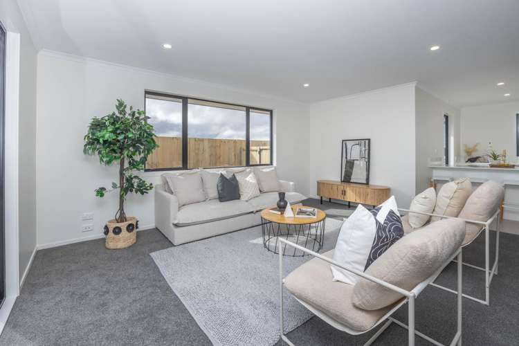 15 Pukaki Place Baverstock_4