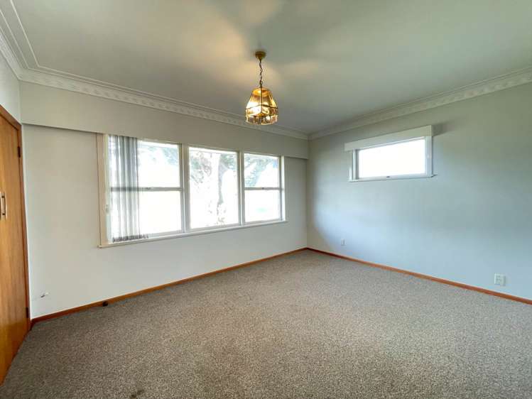 36 Vera Road Te Atatu South_5