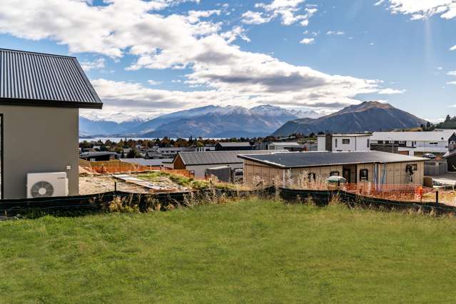 6 Mcneil Crescent Wanaka_1