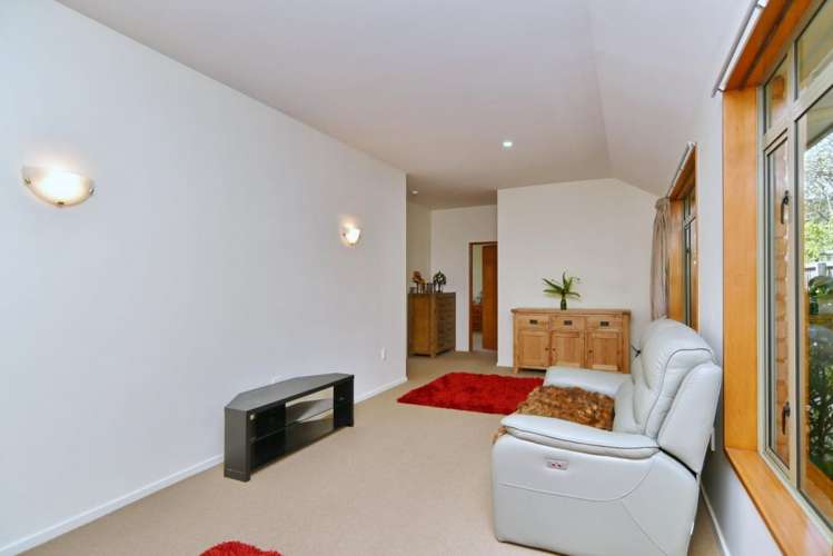 34 Oregon Place Burwood_13