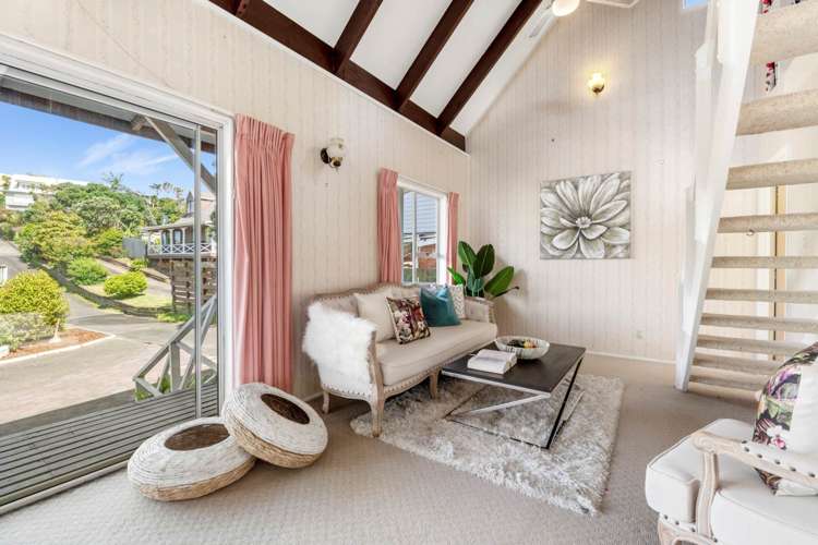 43a Beach Road Stanmore Bay_6